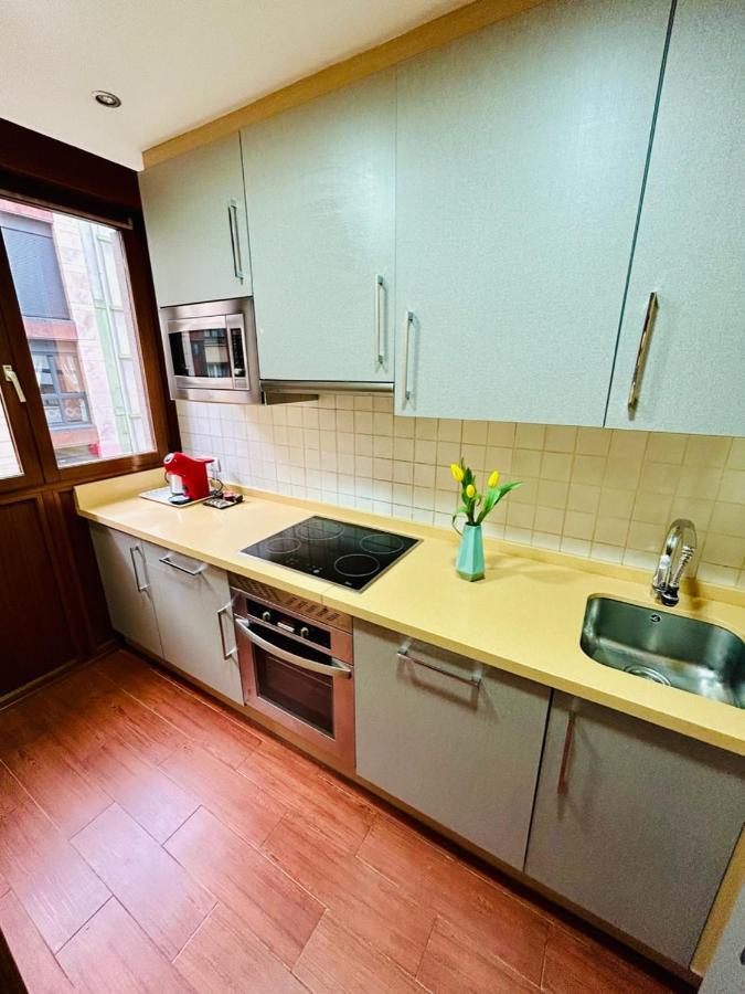 Yalta Apartments Gijón Extérieur photo