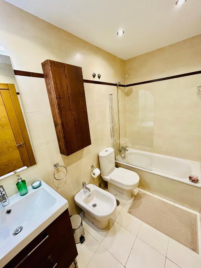 Yalta Apartments Gijón Extérieur photo